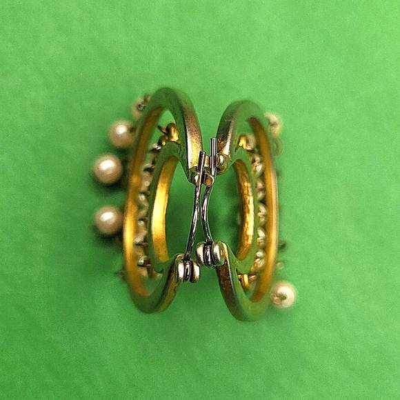 Double Pearls - Picture 4 of 4